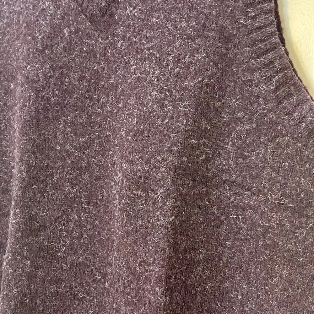 Woolrich V-Neck Wool Sweater Vest Pullover Dark Purple M